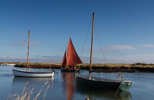 Ringstead Bed & Breakfast | Hill Farm Bed and Breakfast