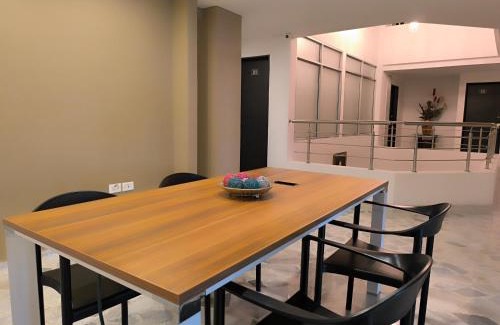 Yopal House | Hill Gate
