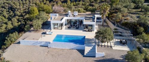 Jete Villa | Hill house Spain -villa casa blanca