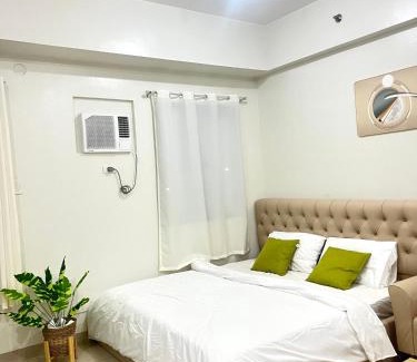 Caloocan Apartment | Hill Residence by Sarah Rentals