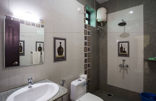 Tiracol Hotel | Hill Rock