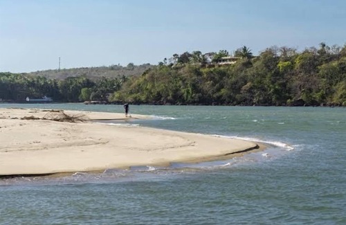 Tiracol Hotel | Hill Rock