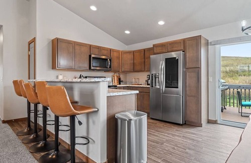 Rapid City Apartment | Hill`s View Retreat on the Edge of the Prairie