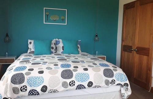 Blenheim Other | Hill Top Retreat homestay - With 270 degrees stunning Views !
