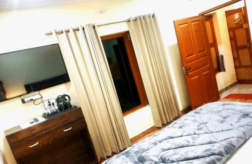 Tehri Range House | Hill Veda Homestay