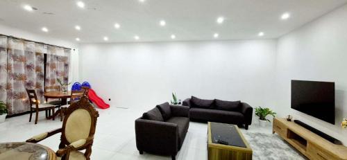 Calebasses House | Hill Venue