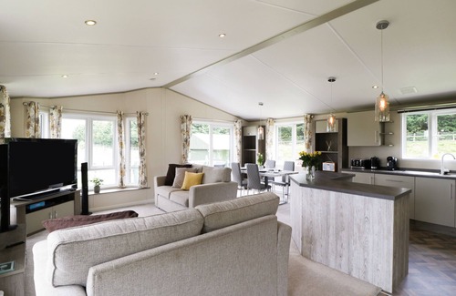Wareham Cottage | Hill View, Lilac Lodge