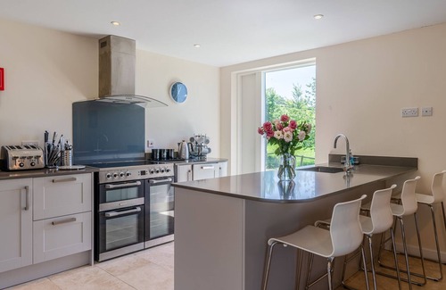 Chipping Campden House | Hill View Rise - sleeps 8 guests in 4 bedrooms