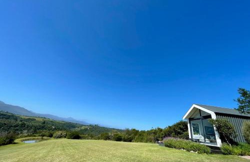 Keurboomstrand House | Hillandale Hideaway-modern cabin near Plett