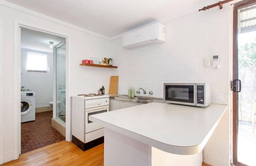 Hillarys House | Hillarys Nook - 5 mins to Hillarys Boat Harbour