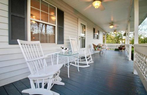 Whites Creek House | Hillbilly haven