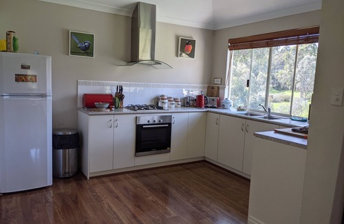 Sawyers Valley Cottage | Hillborne Cottage Perth Hills