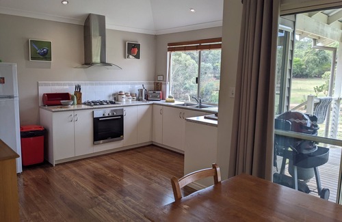 Sawyers Valley Cottage | Hillborne Cottage Perth Hills