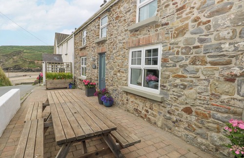 Nolton Cottage | Hillbrook House