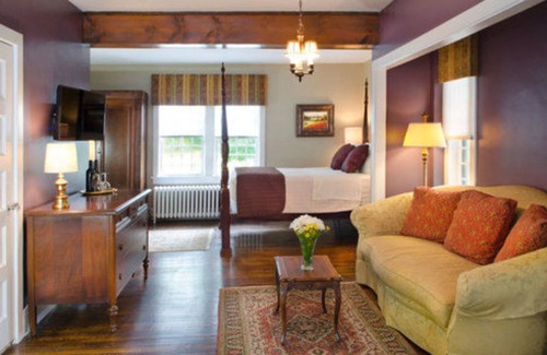 Rippon Bed & Breakfast | Hillbrook Inn