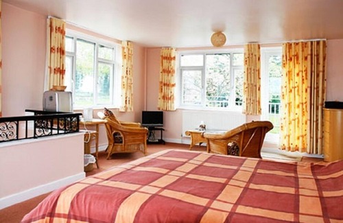 Witnesham Bed & Breakfast | Hillbrow Farm B&B