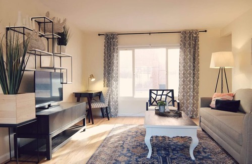 Hillcrest Apartment | Hillcrest getaway in perfect SD central location