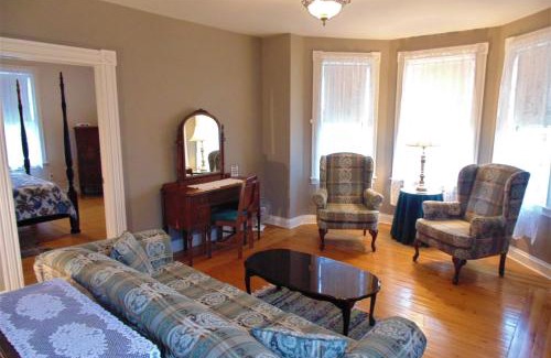 Port Hood Hotel | Hillcrest Hall Country Inn