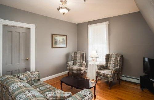 Port Hood Hotel | Hillcrest Hall Country Inn