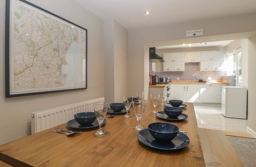 Shaldon House | HILLCROFT COTTAGE, family friendly, with open fire in Teignmouth