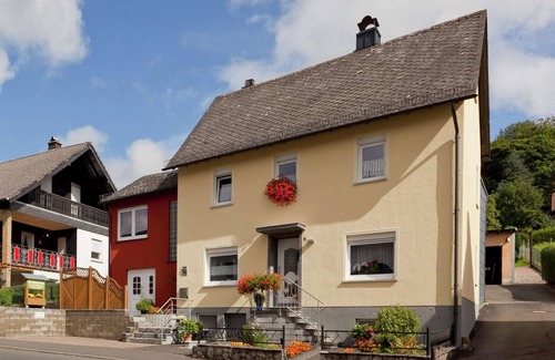 Hillesheim Apartment | Hillesheim Romantic Escape