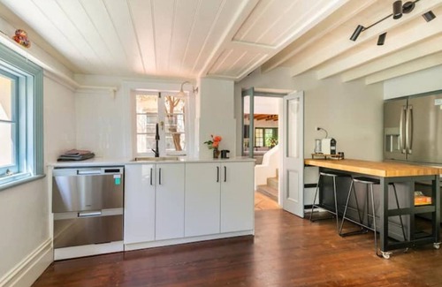 Bridgewater Villa | HILLS RETREAT - ITALIAN VILLA SET ON 2 ACRES
