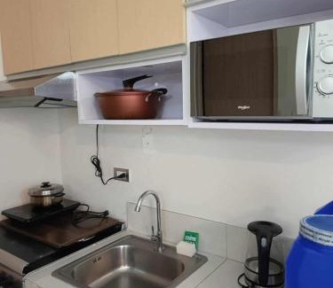 Caloocan Apartment | Hills Staycation by SDC
