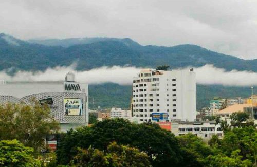 Huay Kaew Apartment | hillside宁曼路度假温馨公寓山景房带浴缸wifi超大阳台有洗衣机 30天以上可享免费泳池