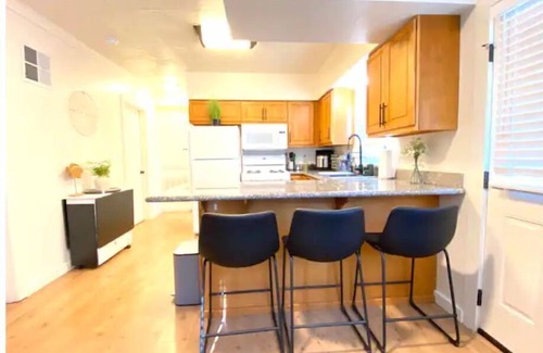 Homestead Apartment | Hillside 2 Bedroom Apartment In Portland