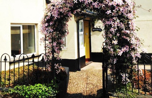 Sandford Bed & Breakfast | Hillside Bed and Breakfast
