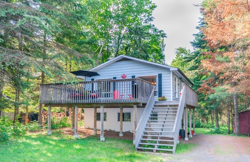 Huntsville Ski Chalet | Hillside Chalet