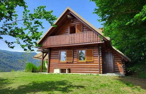 Bodesce Ski Chalet | Hillside Cottage