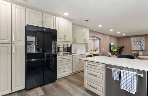West Covina House | Hillside Escape on Easthills Drive - Your Perfect Getaway Awaits Here! #41742