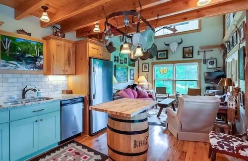 Keene Other | Hillside Farm & Creek - A Bourbon Trail Retreat