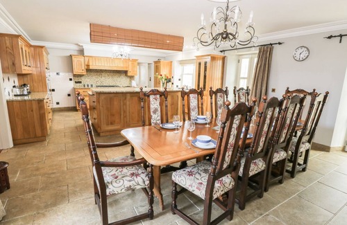 Kirkby Stephen House | HILLSIDE FARM, luxury holiday cottage in Kirkby Stephen