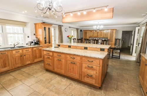 Kirkby Stephen House | HILLSIDE FARM, luxury holiday cottage in Kirkby Stephen