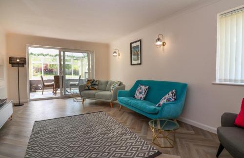 Mangotsfield House | Hillside