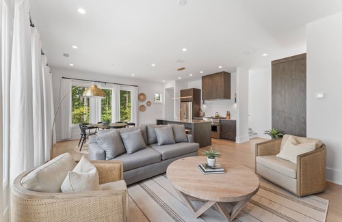 Palmetto Condo | Hillside Haven - BEAUTIFUL 2 Bedroom/2Full Bath Townhome