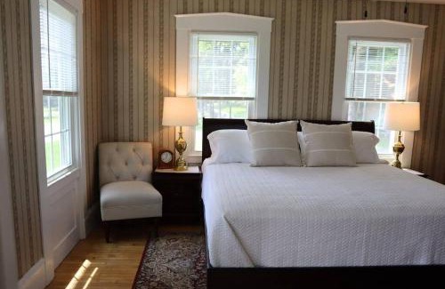 East Swanzey House | Hillside Haven: Luxe Farm Escape - 5BR-2 King Beds