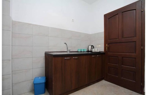 Dolna Matka Apartment | Hillside Haven - Nora East