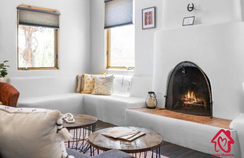 Placitas House | Hillside Haven Retreat - A Placitas Irvie Home