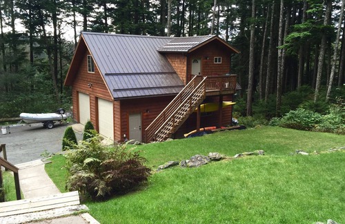 Juneau House | Hillside Haven - Secluded Guest Suite with Your Own Private Spa.