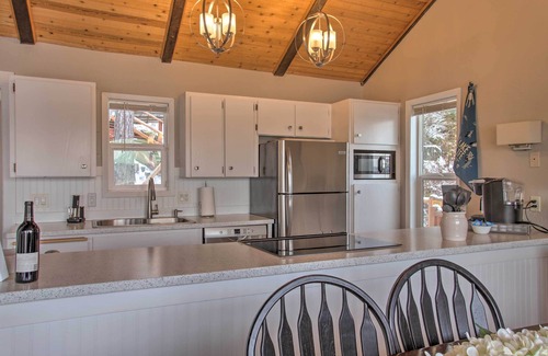 Hayden View Estates House | Hillside Home w/Dock ~ 8 Mi to Coeur d'Alene!