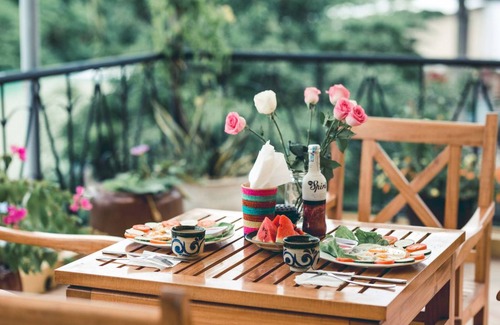 Thuy Xuan Cabin | Hillside Homestay Hue - Em Room (top Apartment)
