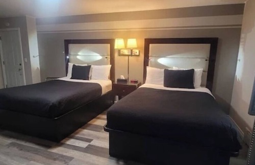 Pembroke Hotel | Hillside Inn Pembroke