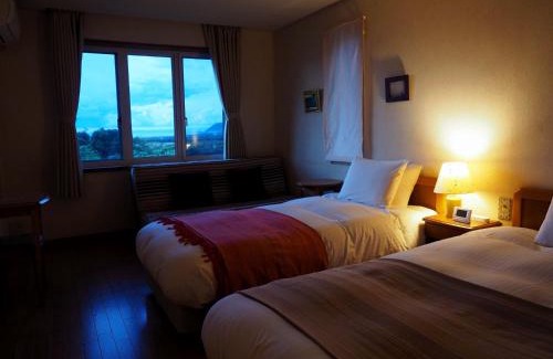 Tateyama House | Hillside Inn Sirocco