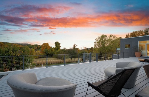Hillsdale House | Hillside Spa Retreat/Pool Sauna Theater