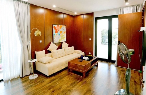 Luong Son Villa | Hillside Villa