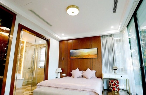 Luong Son Villa | Hillside Villa