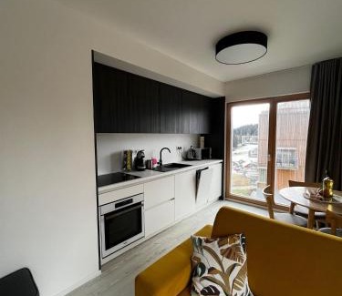Dolny Kubin Apartment | Hillside Y34